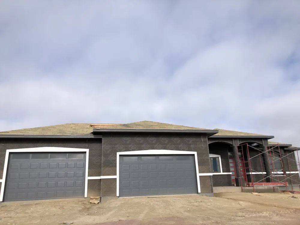 Slide of The Roof Medic