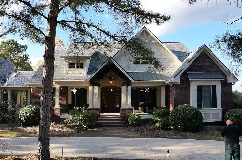 Slide of The Roof Mentors