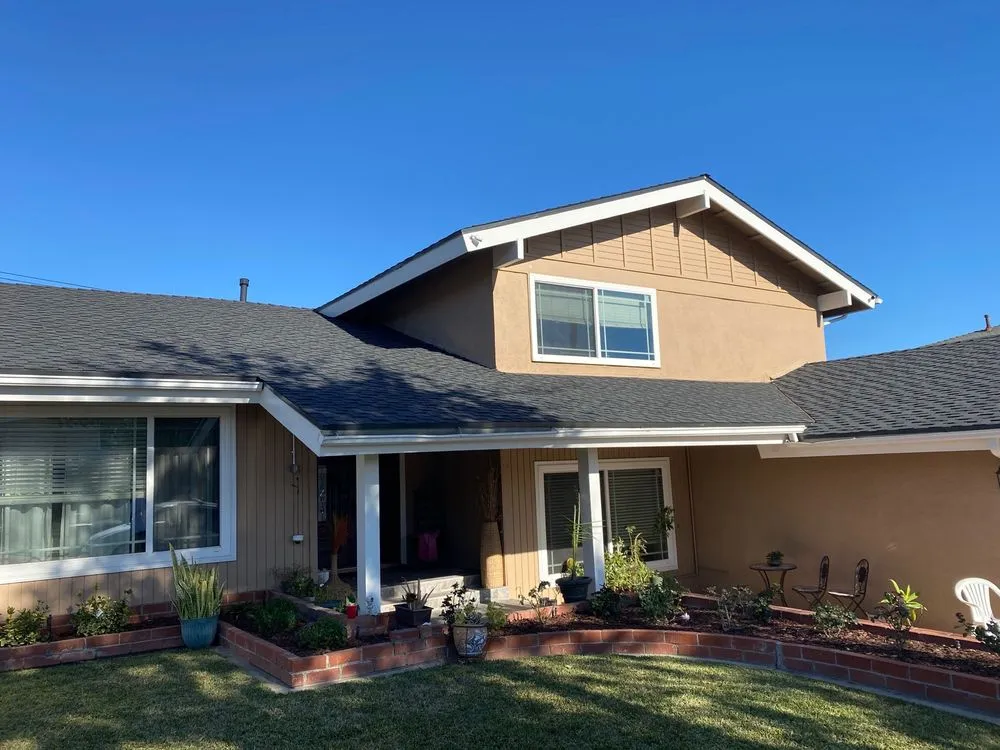 Slide of The Roof Surgeon