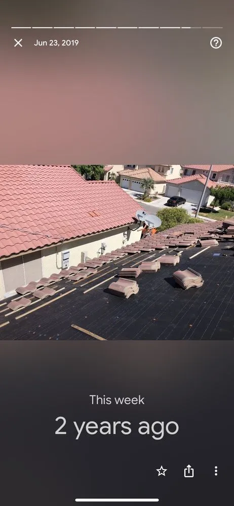 Slide of The Roof Surgeon