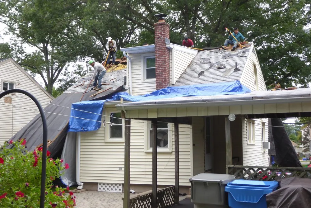 Slide of The Roofers