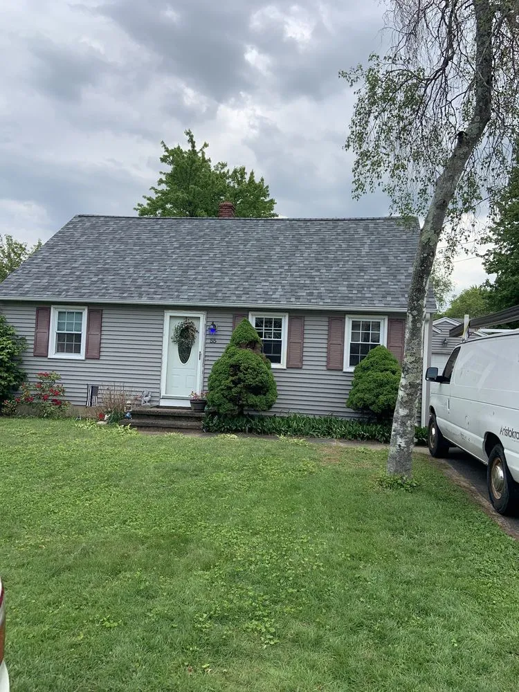 Slide of The Roofers