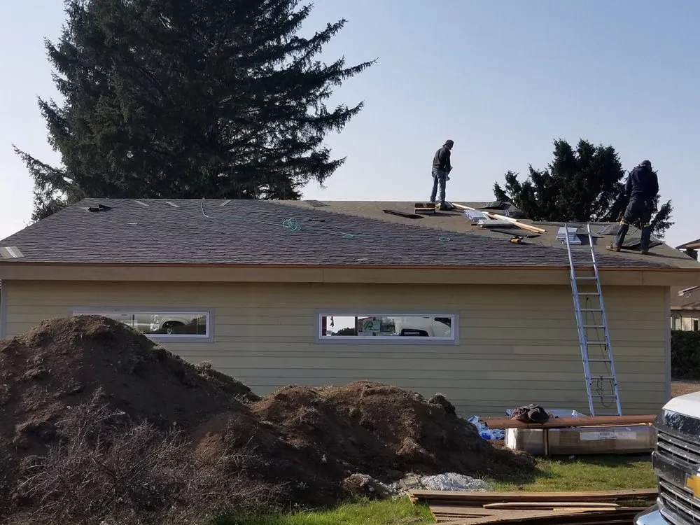 Slide of The Roofers