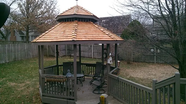 Slide of The Roofing Co.