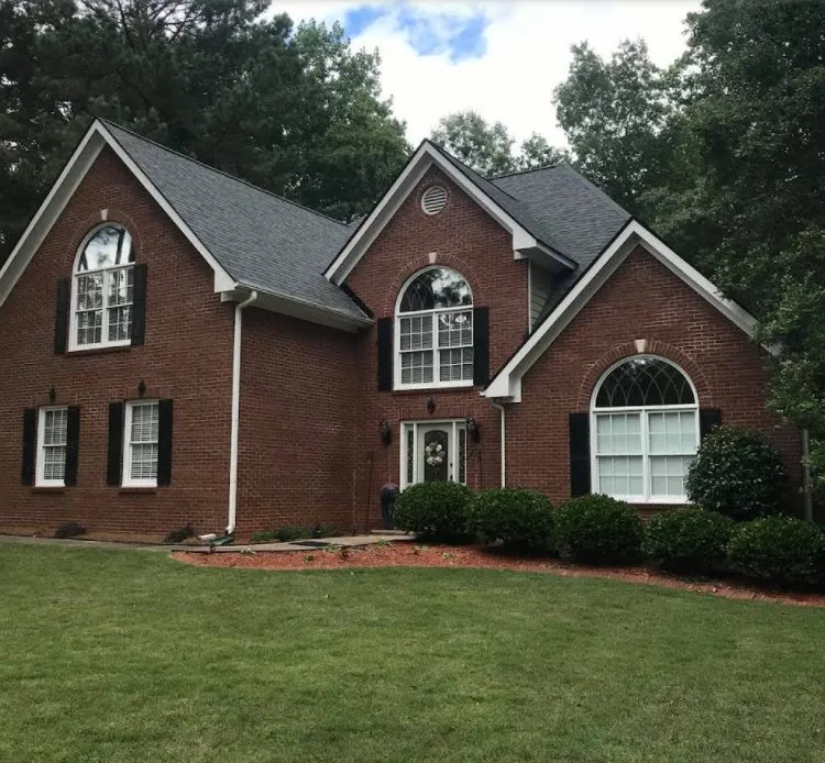 Slide of The Roofing HQ