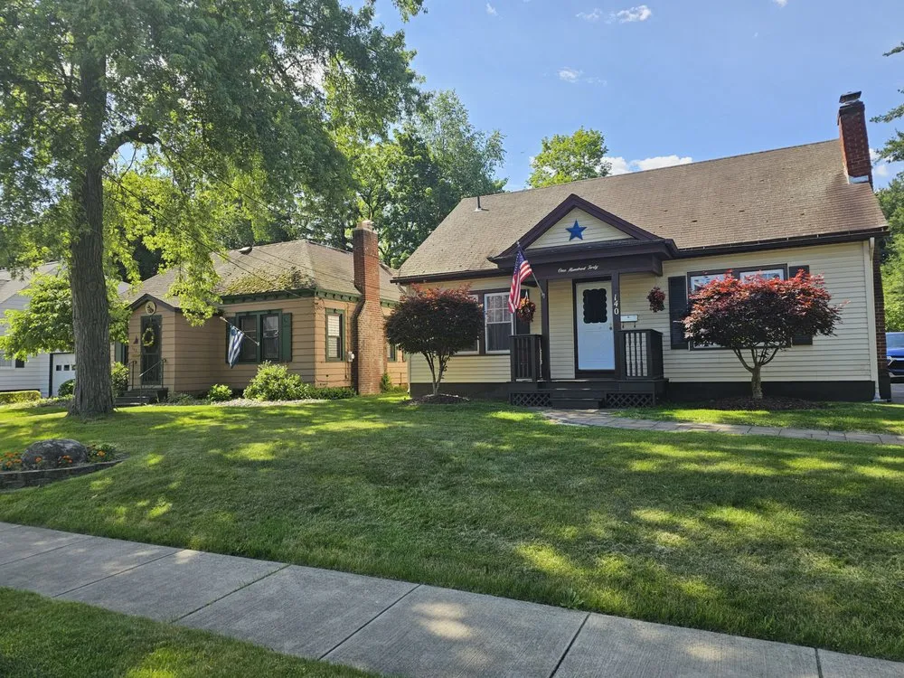 Slide of The Roofing Medic