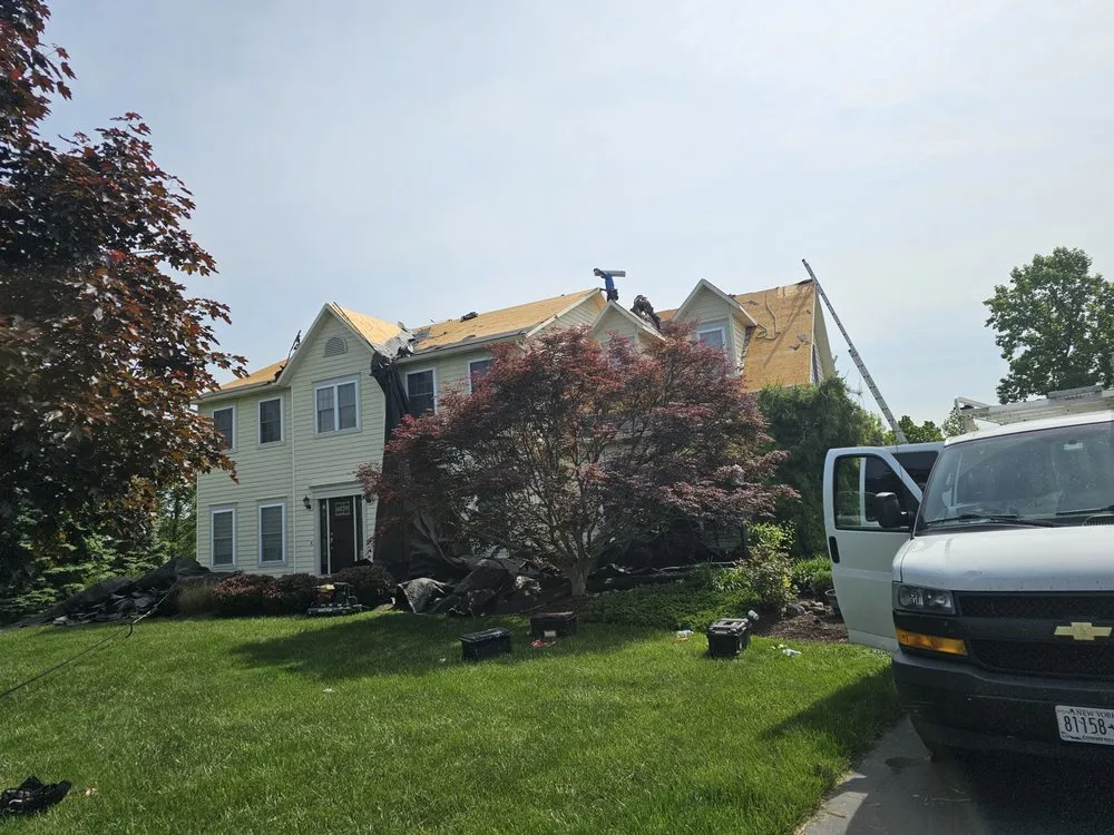 Slide of The Roofing Medic