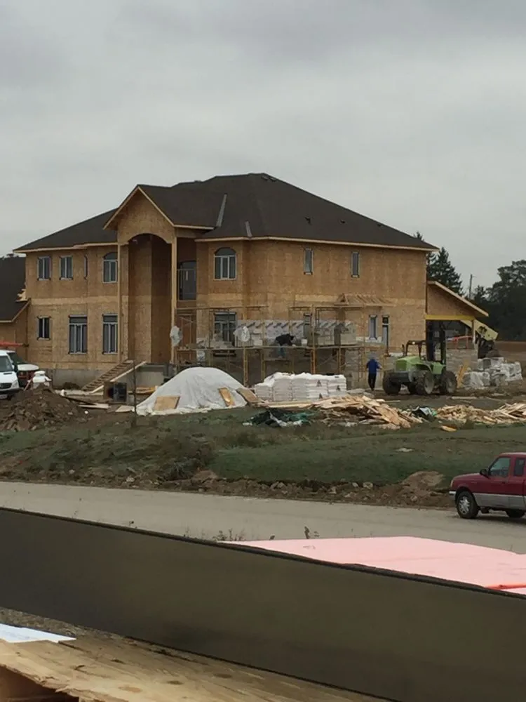 Slide of The RooFMan