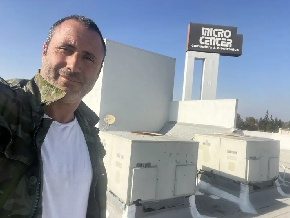 Slide of The Rooftop