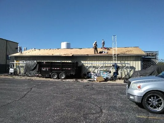 The Shingle Company Logo