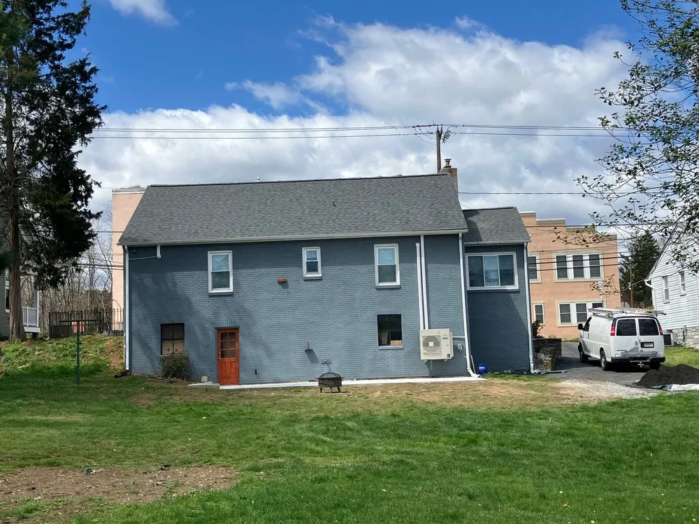 Slide of The Shingle Lady's