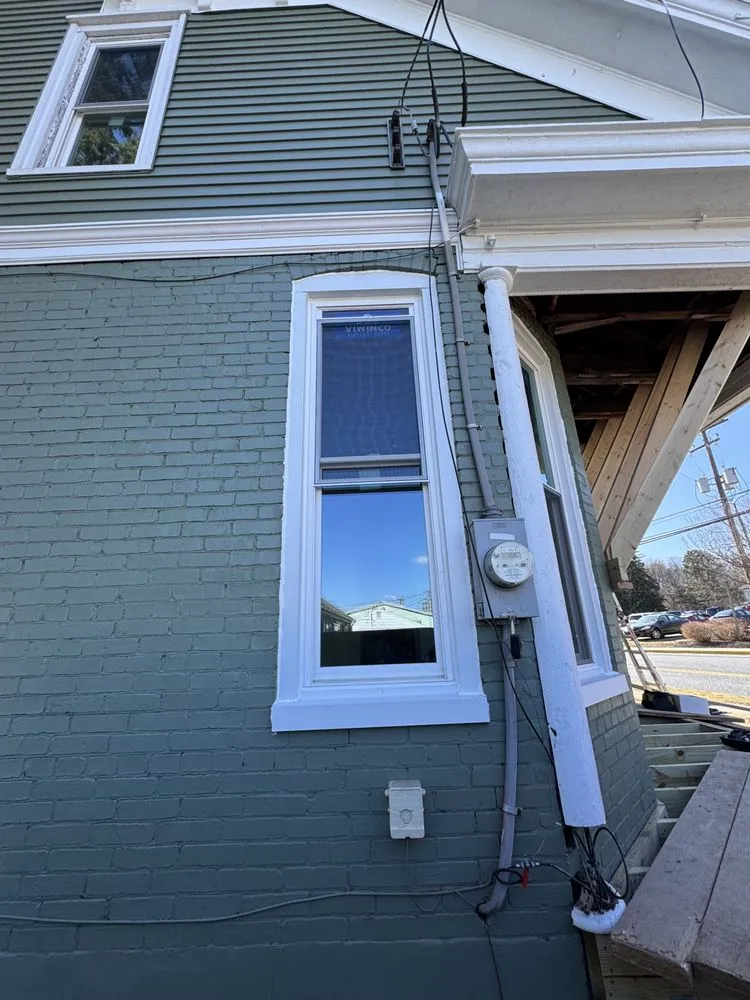 Slide of The Shingle Lady's