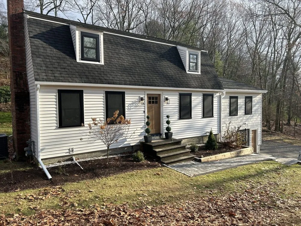 Slide of The Siding Guy