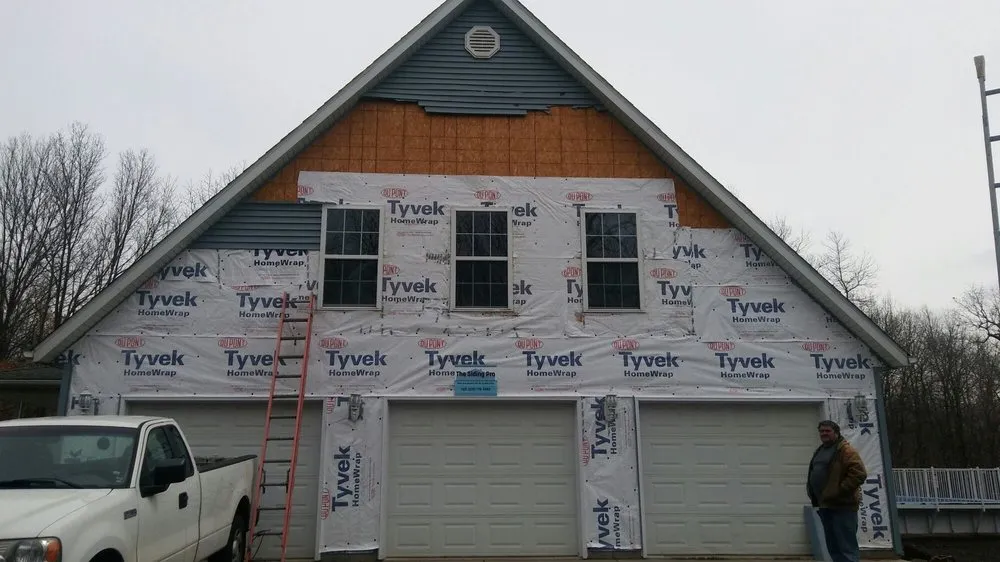 Slide of The Siding Pro