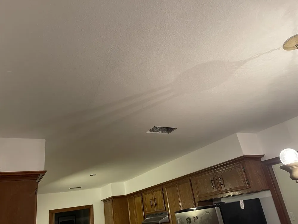 Slide of The Texan Construction & Services