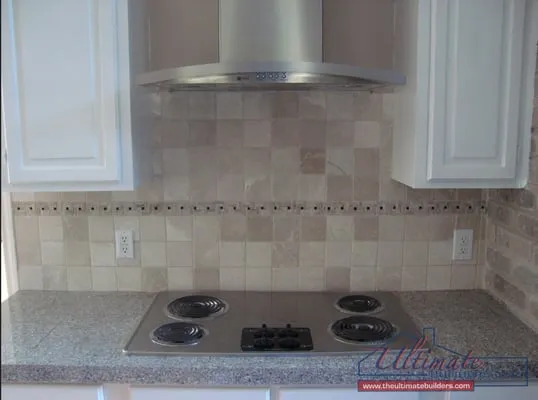 The Ultimate Builders Logo