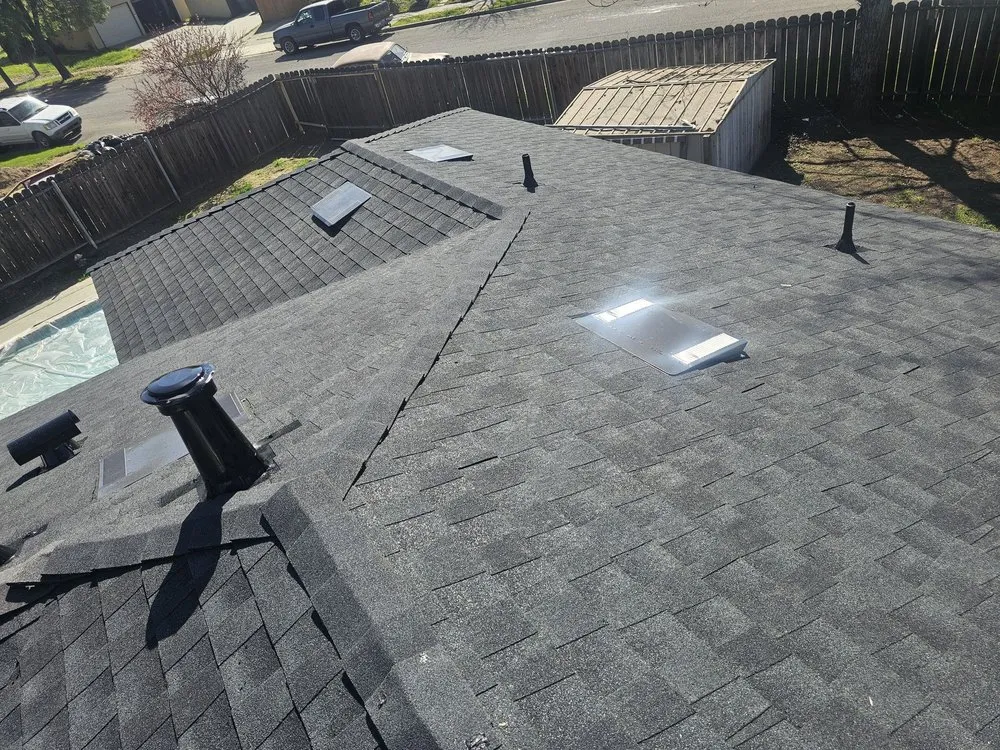 Slide of The Valle Roofing