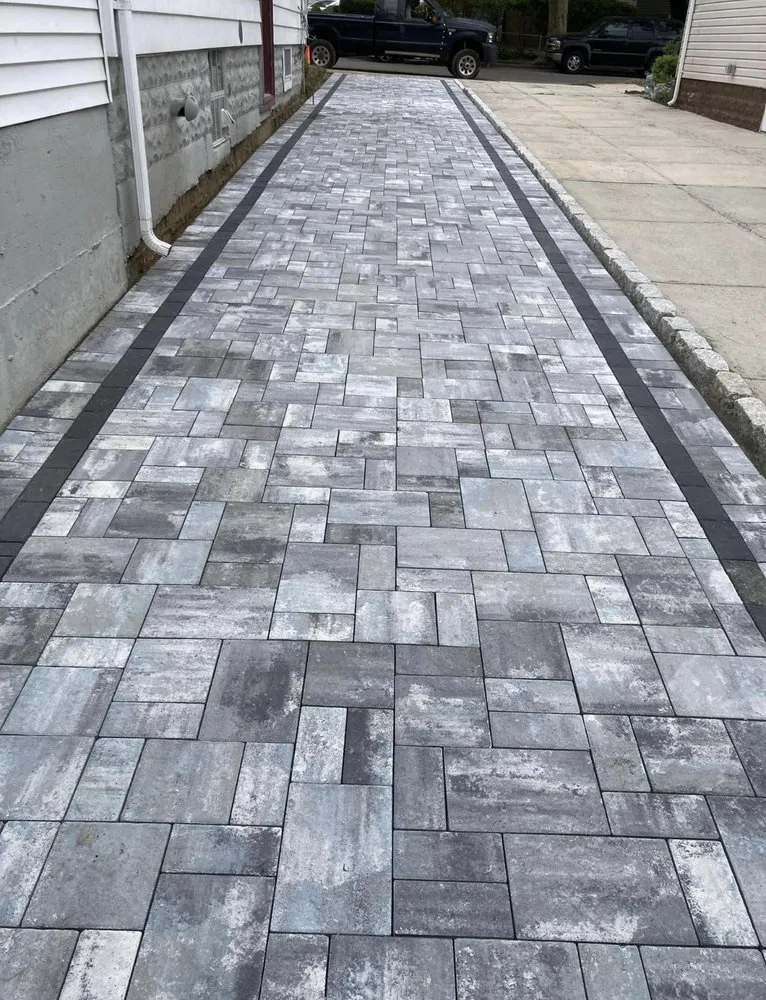 Slide of The willis Group