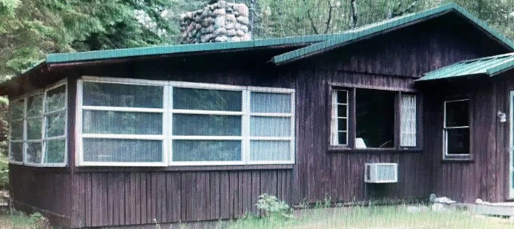 Slide of The Yellow Rose Builders