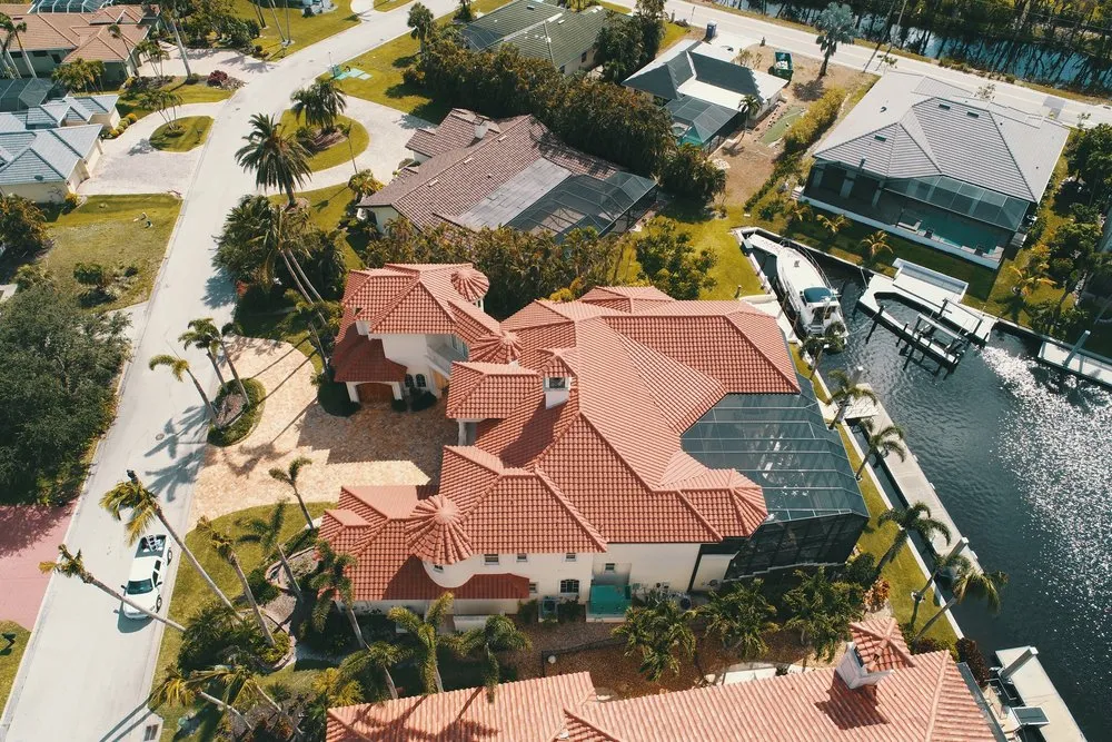 Slide of Thielen Roofing & Construction