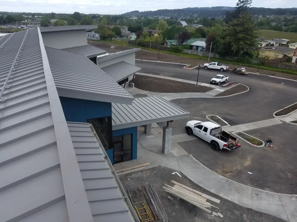 Slide of Think Alves