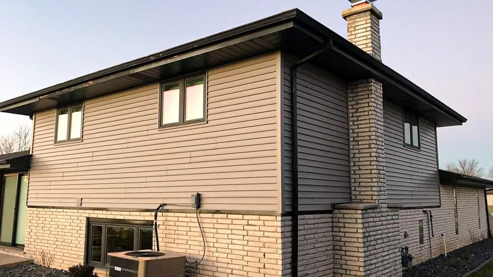 Slide of Third Coast Exteriors