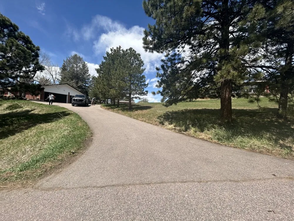 Slide of Thomas Commercial