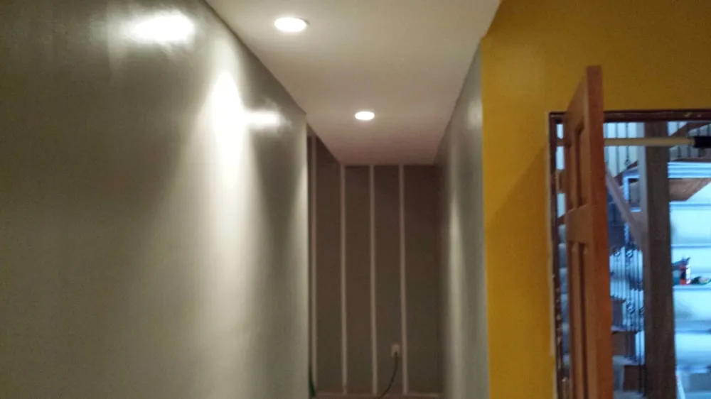 Slide of Thomas Construction