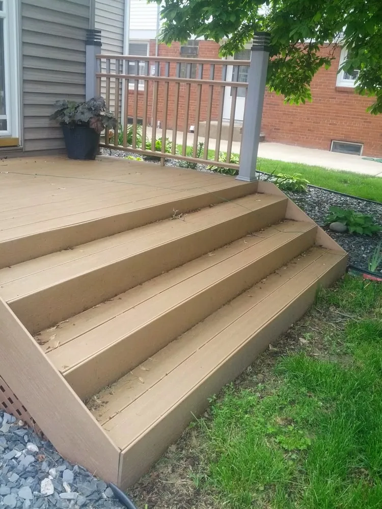 Slide of Thomas Construction