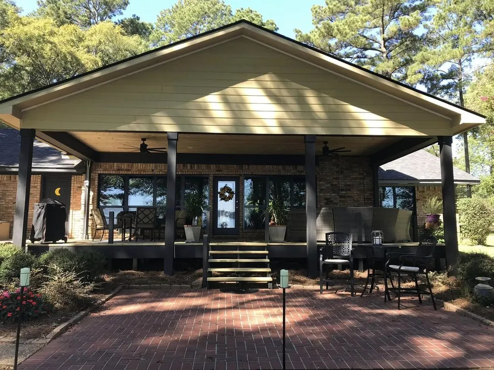 Professional storm damage roof repair in Keatchie, LA - Thomas Custom Construction