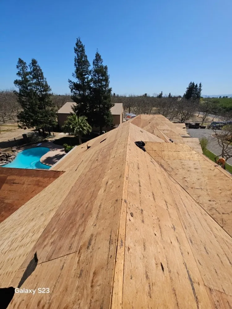 Slide of Thomas Ford Roofing