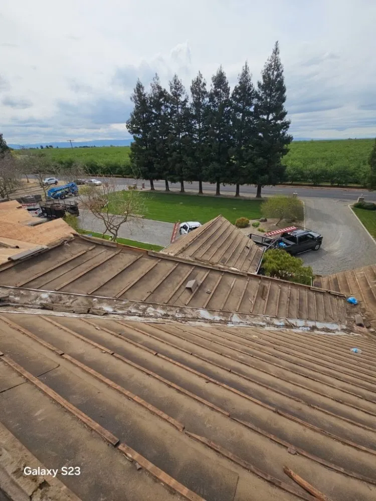Slide of Thomas Ford Roofing