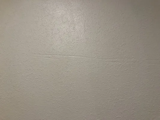 Thomas Home Improvement Logo