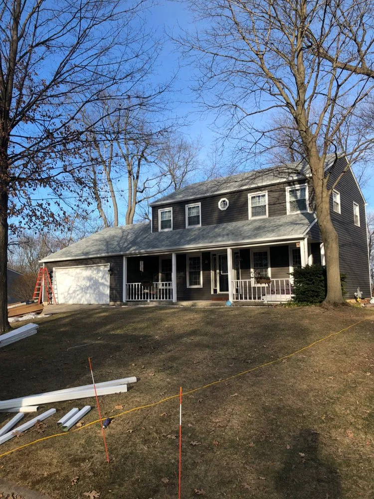 Slide of Thomas-Maci Construction