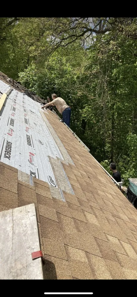 Emergency roof installation experts serving South Heights, PA - Thomas Painting & Remodeling