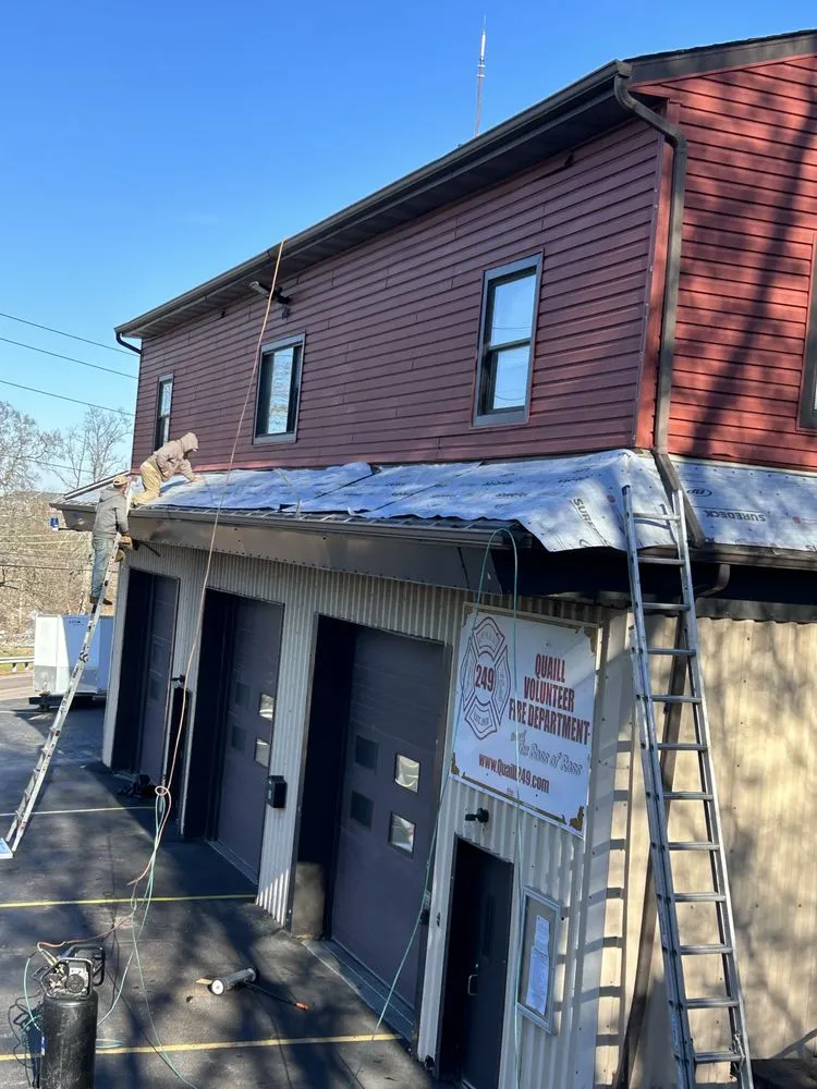 Top-rated residential roofing service in South Heights, PA - Thomas Painting & Remodeling