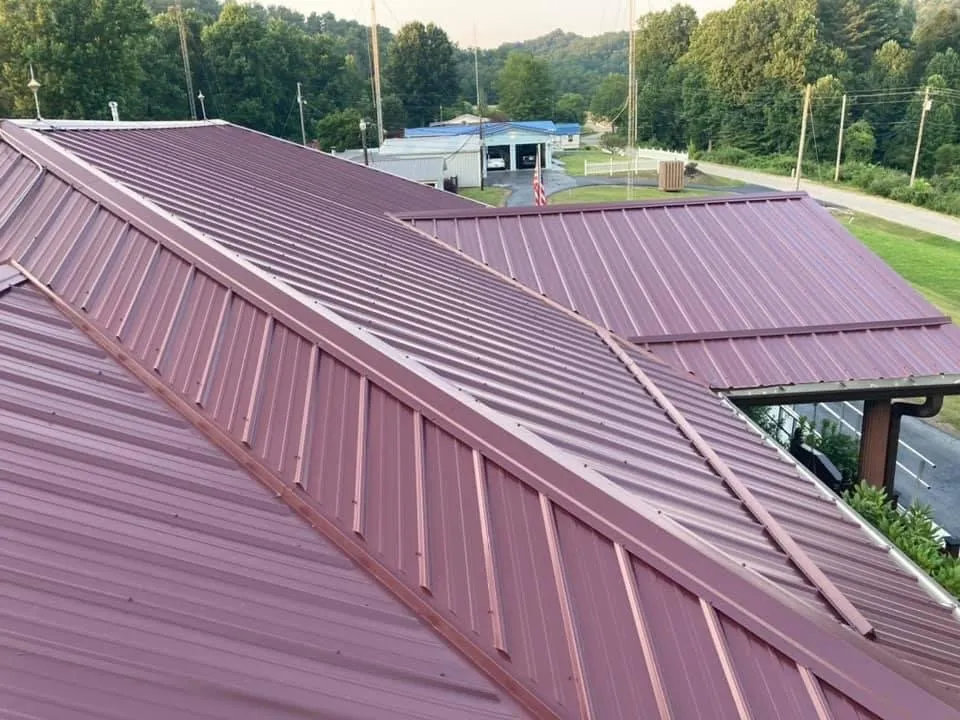 Slide of Thomas Roofing And Contracting