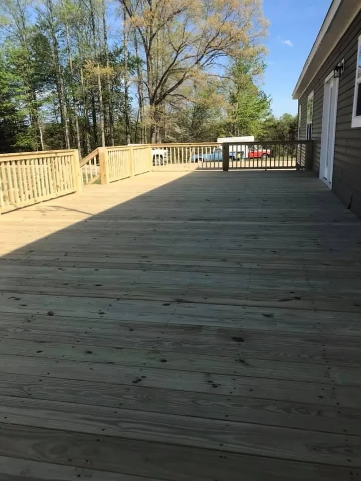 Slide of Thomas Roofing And Contracting