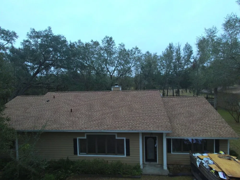 Reliable roof repair for residential properties in Silver Spgs, FL by Thomas Roofing Of Central Florida Inc