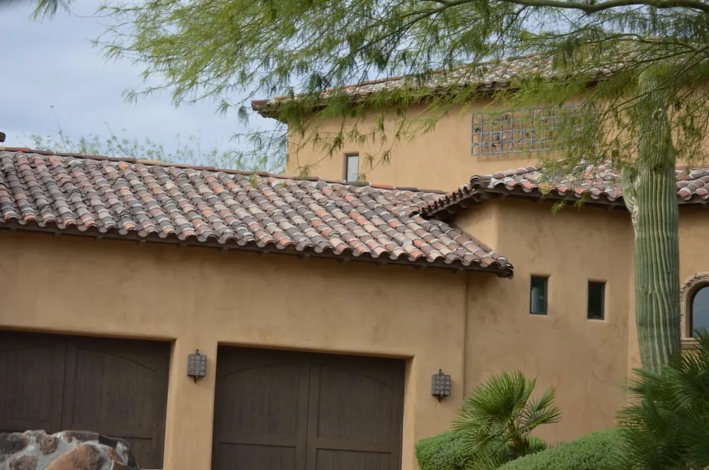 Slide of Thomas Roofing