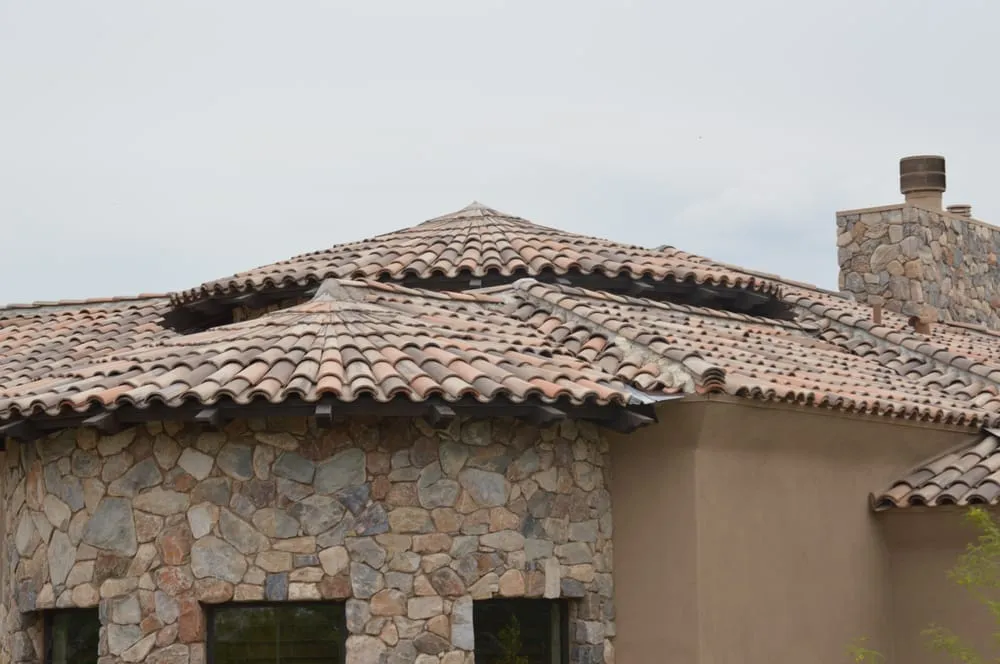 Slide of Thomas Roofing