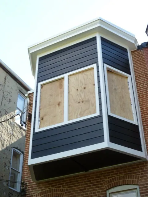 Slide of Thomas Roofing