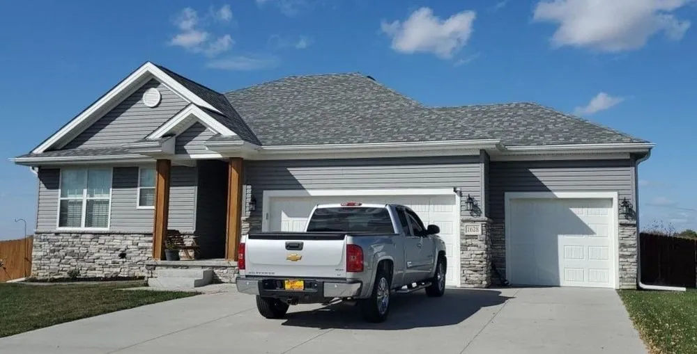 Slide of Thompson & Thompson 3rd Generation