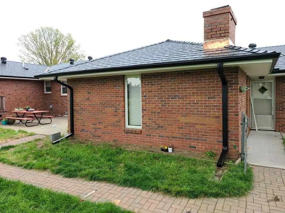 Slide of Thompson & Thompson 3rd Generation