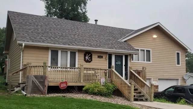 Slide of Thompson & Thompson 3rd Generation