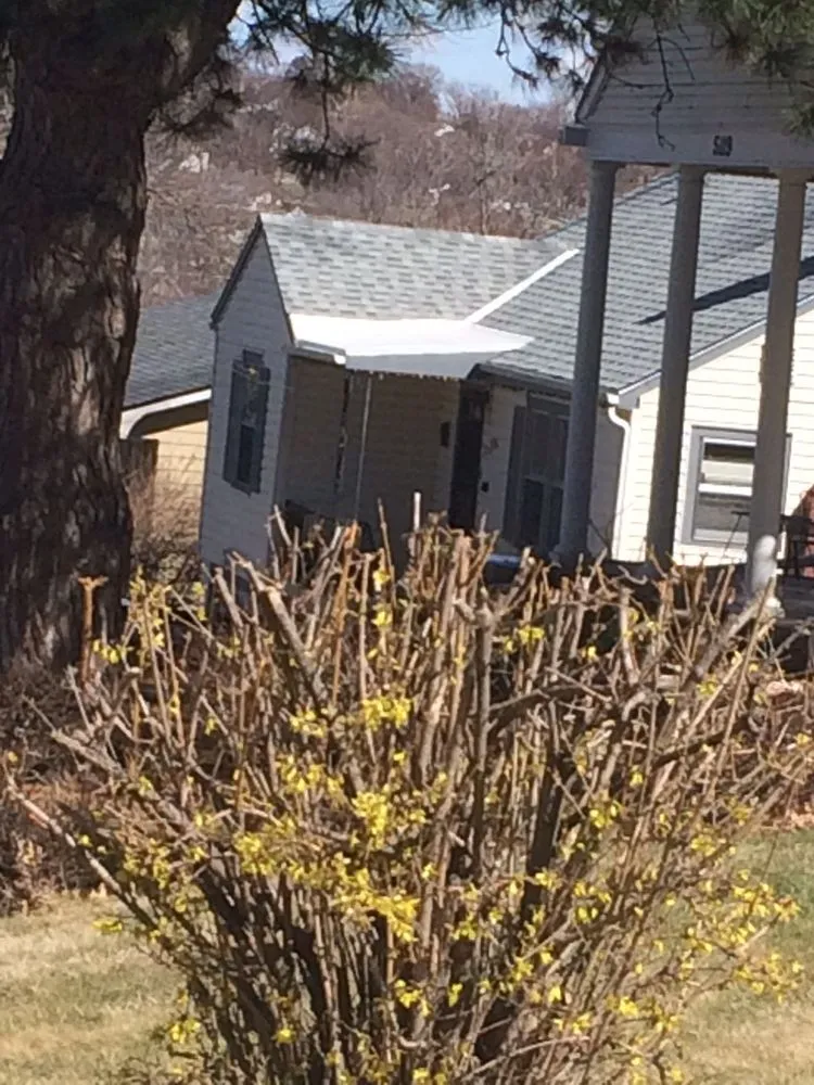 Slide of Thompson & Thompson 3rd Generation