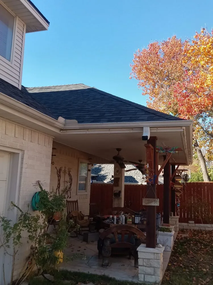 Slide of Thompson Professional Roofing & Construction