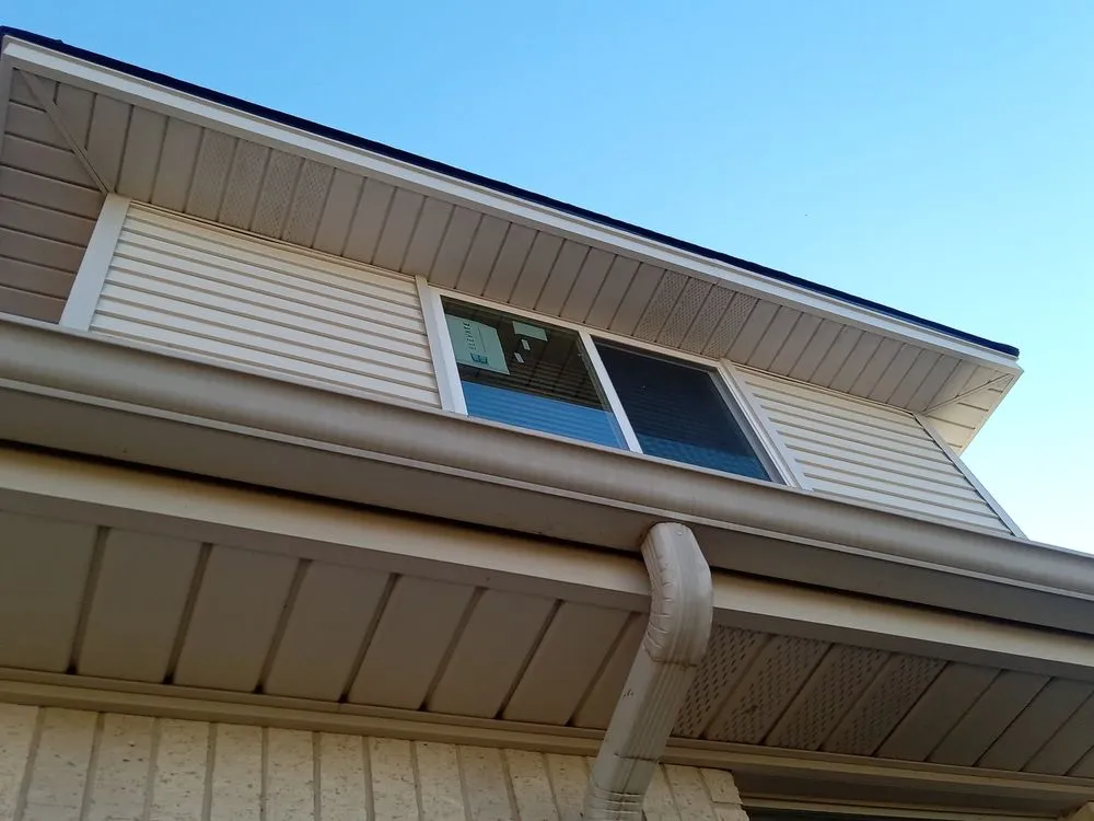 Slide of Thompson Professional Roofing & Construction