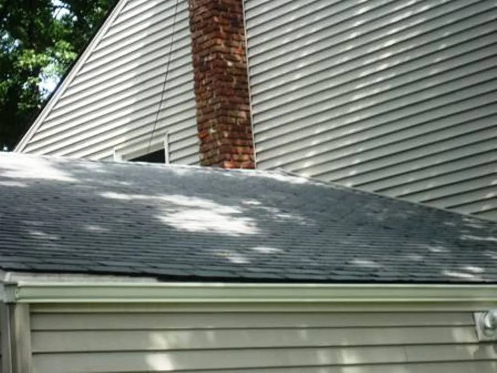 Slide of Thompson Roof Cleaning & Power Washing