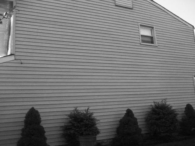 Slide of Thompson Roof Cleaning & Power Washing